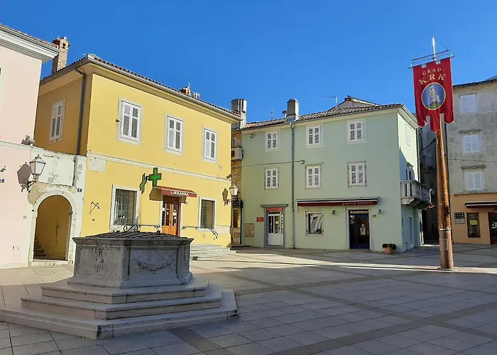Lovely Malina Close To The Daire Krk Town
